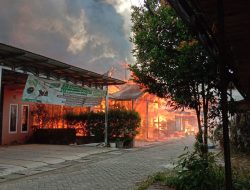 Kebakaran Hebat Melanda Kawasan Pemukiman Warga di Balangan, Total Terdampak 12 Rumah dan 57 Jiwa Harus Mengungsi