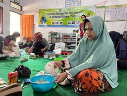 Tingkatkan Pemberdayaan Ekonomi Perempuan, Pemkab Balangan Gelar Pelatihan Keterampilan