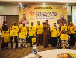 Paman Birin dan Acil Odah Berbagi Kebahagiaan bersama Lansia di Hari Lanjut Usia Nasional