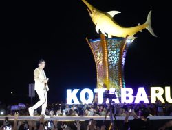 Penampilan Setia Band Pukau Ribuan Masyarakat Kotabaru