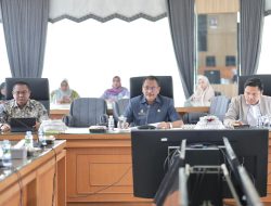 DPRD Kalsel Bersama TAPD Prov. Kalsel Bahas Raperda Tentang APBD T.A 2025