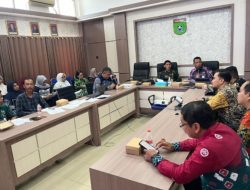 Hadiri Rapat Konsultasi Standar Pelayanan Publik di Dinkes, Ini Harapan Ketua PWI Tanbu Slamet Riadi