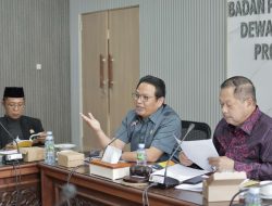 Bapemperda DPRD Kalsel Gelar Rapat Harmonisasi dan Koordinasi Raperda