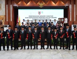 H Muhidin Imbau Bupati dan Walikota serta Wakil Bupati dan Walikota Dapat Melayani Masyarakat serta Selalu Bersinergi