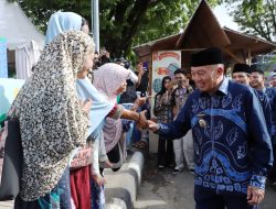 Tinjau Pasar Wadai, Gubernur dan Wakil Gubernur Kalsel Berbaur Bersama Masyarakat