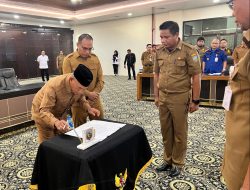 Bupati Kotabaru Teken Piagam Audit Internal