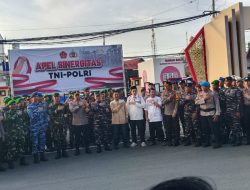 Perkuat Sinergitas, TNI-Polri Kotabaru Gelar Apel Bersama di Mako Polres Kotabaru