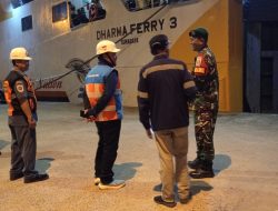 Danramil 1022-01/Simpang Empat Kodim 1022/Tanah Bumbu Pantau Arus Mudik Lebaran