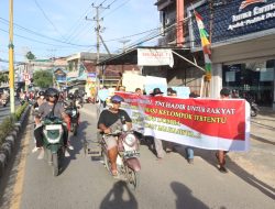 Dukung RUU TNI, Masyarakat Kotabaru Lakukan Demo Simpatik di Depan Makodim