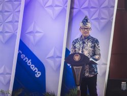 Wamendagri Bima Arya : Sinergi, Kolaborasi dan Kekompakan Kepala Daerah Kunci Keberhasilan Perencanaan Pembangunan