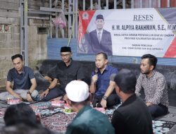 Reses di Satui, Alpiya Rakhman Terima Aspirasi Warga soal Jalan Rusak dan Krisis Air Bersih