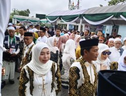 Lepas 117 Jamaah Haji Asal Bumi Sanggam, Ketua DPRD Balangan Doakan Agar Selamat dan Jadi Haji Mabrur
