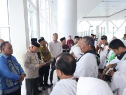 Bupati Kotabaru Lepas Jamaah Calon Haji Asal Bumi Saijaan pada Kloter 11