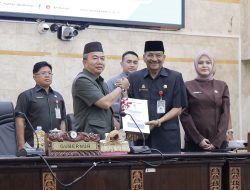 “Semua Rupiah Harus Bermanfaat Nyata Bagi Rakyat” – Supian HK Soroti Rapat Perubahan APBD Kalsel