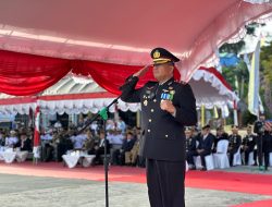 Polres Kotabaru Gelar Peringatan Hari Bhayangkara ke-79 di Lapangan Siring Laut
