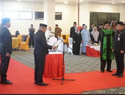 Bupati Lantik dan Mengambil Sumpah Janji Jabatan Sekretaris Daerah Kotabaru