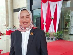 Awal Agustus, Suwanti Harapkan Masyarakat Kotabaru Mulai Kibarkan Bendera Merah Putih di Depan Rumah