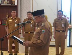 Bupati H Muhammad Rusli Lantik Pejabat Administrator dan Pengawas di Lingkungan Pemkab Kotabaru