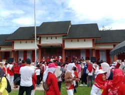 Peringatan HUT RI ke-80, Balangan Gelar Gebyar Semarak Kemerdekaan dengan Jalan Santai dan Panjat Pinang