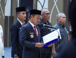 Lantik Pejabat Fungsional dan Penyerahan SK PPPK Tahap II, Wali Kota M Yamin HR : Bekerjalah Penuh Dedikasi dengan Kinerja Terbaik
