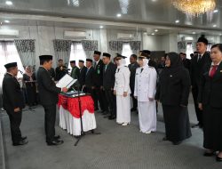 13 Pejabat Baru di Pemkab Balangan Dilantik, Bupati Tekankan Profesionalisme