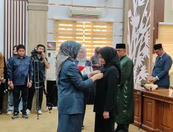 Pelantikan PAW, Hairunnisa Resmi Menjadi Anggota DPRD Balangan