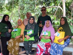 TP-PKK Balangan Salurkan Bantuan Sembako untuk Warga Kurang Mampu di Paringin dan Batumandi