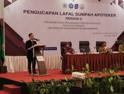 43 Mahasiswa Fakultas Farmasi UM Banjarmasin Ucapkan Lafal Sumpah Apoteker