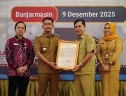 Banjarmasin Anugerahkan SKPD Berkinerja Terbaik
