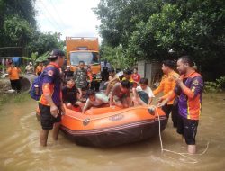 Hujan Deras, Desa Pamurus dan Sungai Batung Terendam Banjir