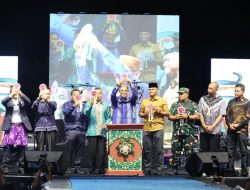 Bupati Andi Rudi Latif Buka Aksi Festival Budaya 2025, Ribuan Penonton Tumpah Ruah
