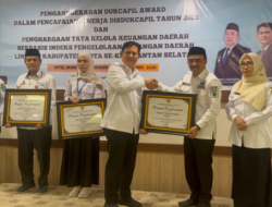 Tanah Bumbu Raih Penghargaan Dukcapil Award Terbaik II se-Kalimantan Selatan 2025