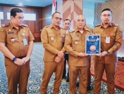 Awali Tahun 2026, Bupati Kotabaru Berikan Apresiasi kepada SKPD dengan Realisasi Anggaran Terbaik Tahun 2025