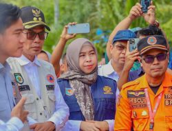 Ketua DPRD Balangan Dampingi Wapres Gibran Pastikan Bantuan Warga Juuh Terpenuhi