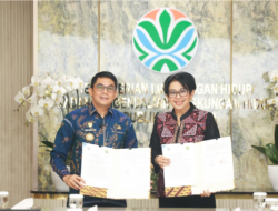 Komitmen Pengelolaan Sampah Berkelanjutan, Pemkab Tanbu Jalin MoU dengan KLH