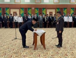 Gubernur H. Muhidin Lantik 54 orang Kepala Sekolah SMA, SMK dan SLB Negeri se- Kalsel, Motor Penggerak dalam Memajukan Pendidikan di Banua