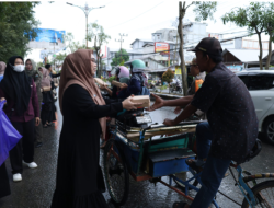 Sinergi TP-PKK dan Dekranasda Tanah Bumbu, Tebar Kebaikan di Bulan Ramadhan