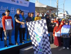 Wali Kota Banjarmasin Buka Jalan Sehat “ASN Bangga Pakai QRIS” dalam Rangka HUT ke-62 Bank Kalsel