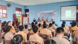 PWI Kotabaru bersama PT Pelsatr Tambang Kencana Goes To School di SMK Negeri I Sungai Durian