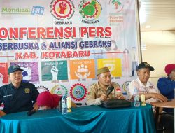 Ratusan Pekerja Kelapa Sawit Alami PHK Sepihak, Serikat Buruh dan Aliansi Gebraks Kotabaru Gelar Konferensi Pers