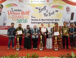 Ketua Dekranasda Banjarmasin Hj Neli Listriani Serahkan Hadiah LDMS 2026