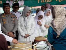Ketua DPRD Balangan Apresiasi Pasar Wadai Ramadhan 1447 H di Taman Sanggam