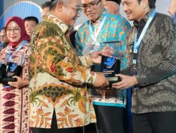 Pemprov Kalsel Raih Tiga Penghargaan Nasional Bidang Pendidikan dari Mendikdasmen RI pada Hardiknas 2026