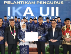 Pemkab Tanbu Dukung Penguatan SDM dan Investasi pada Pelantikan Pengurus IKA UII Kalsel