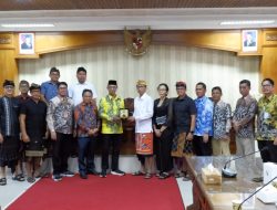 Komisi II DPRD Kalsel Pelajari Inovasi Pelayanan Samsat di Bali
