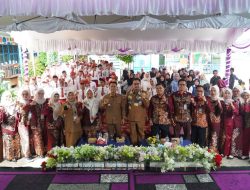 Wali Kota Banjarmasin Hadiri Perpisahan dan Pengukuhan Siswa-Siswi SDN Gadang 2