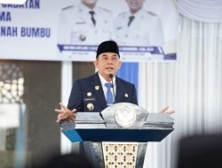 Lantik Kepala Dinas Perikanan Tanbu, Bupati Andi Rudi Latif : Sektor Perikanan Diharapkan Jadi Penggerak Ekonomi Pesisir