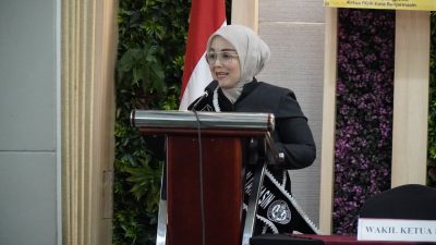 Hj Neli Listriani Dorong PGRI Perkuat Program Kerja Demi Kemajuan Pendidikan di Banjarmasin