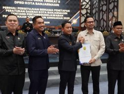 Wali Kota dan DPRD Banjarmasin Sepakati Perda Pertanggungjawaban APBD Tahun Anggaran 2025