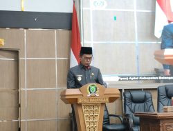 Hadiri Paripurna, Wabup Balangan Paparkan Empat Prioritas Pembangunan 2027
